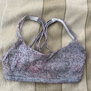 Lululemon sports bra